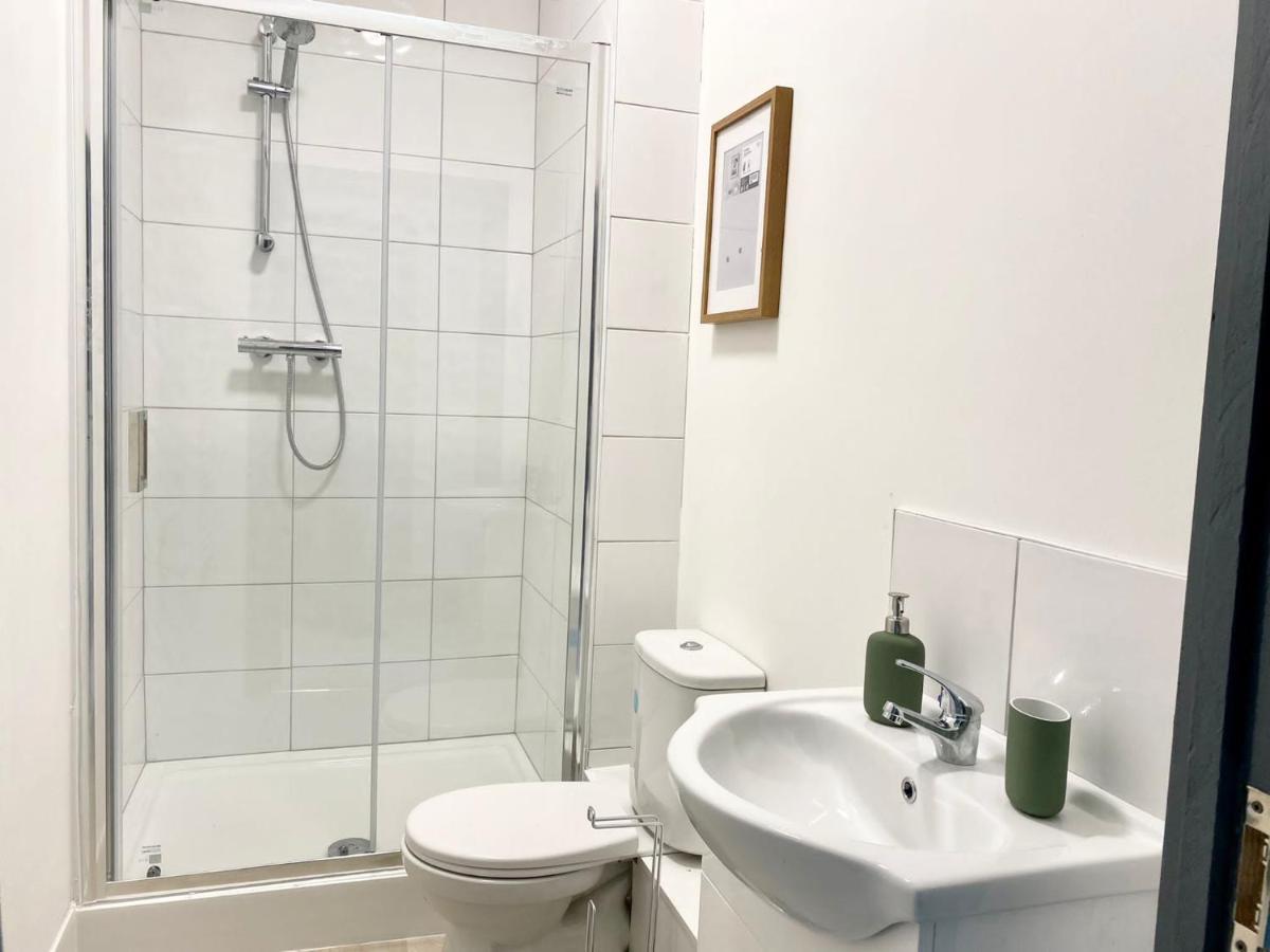 Apartment 4 Fairfield Terrace, Pelaw *